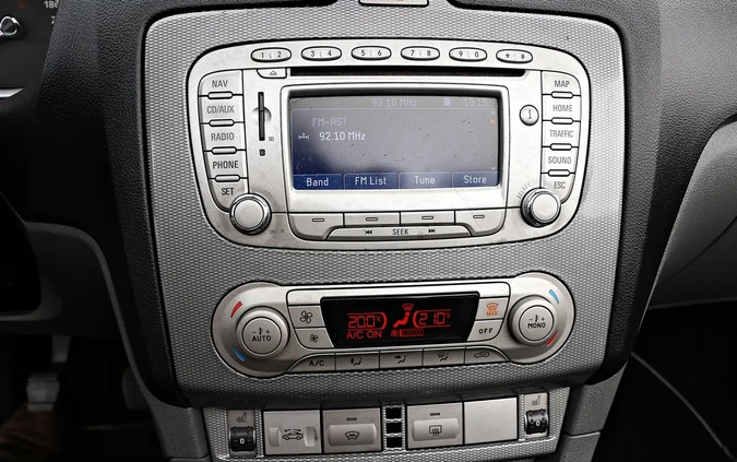 Ford Focus cena 18800 przebieg: 169200, rok produkcji 2010 z Gostynin małe 667